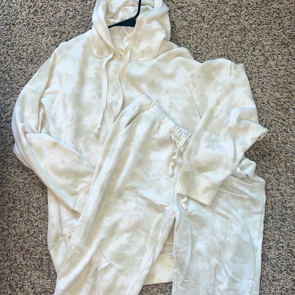 Aerie Tie Dye Sweatset !!